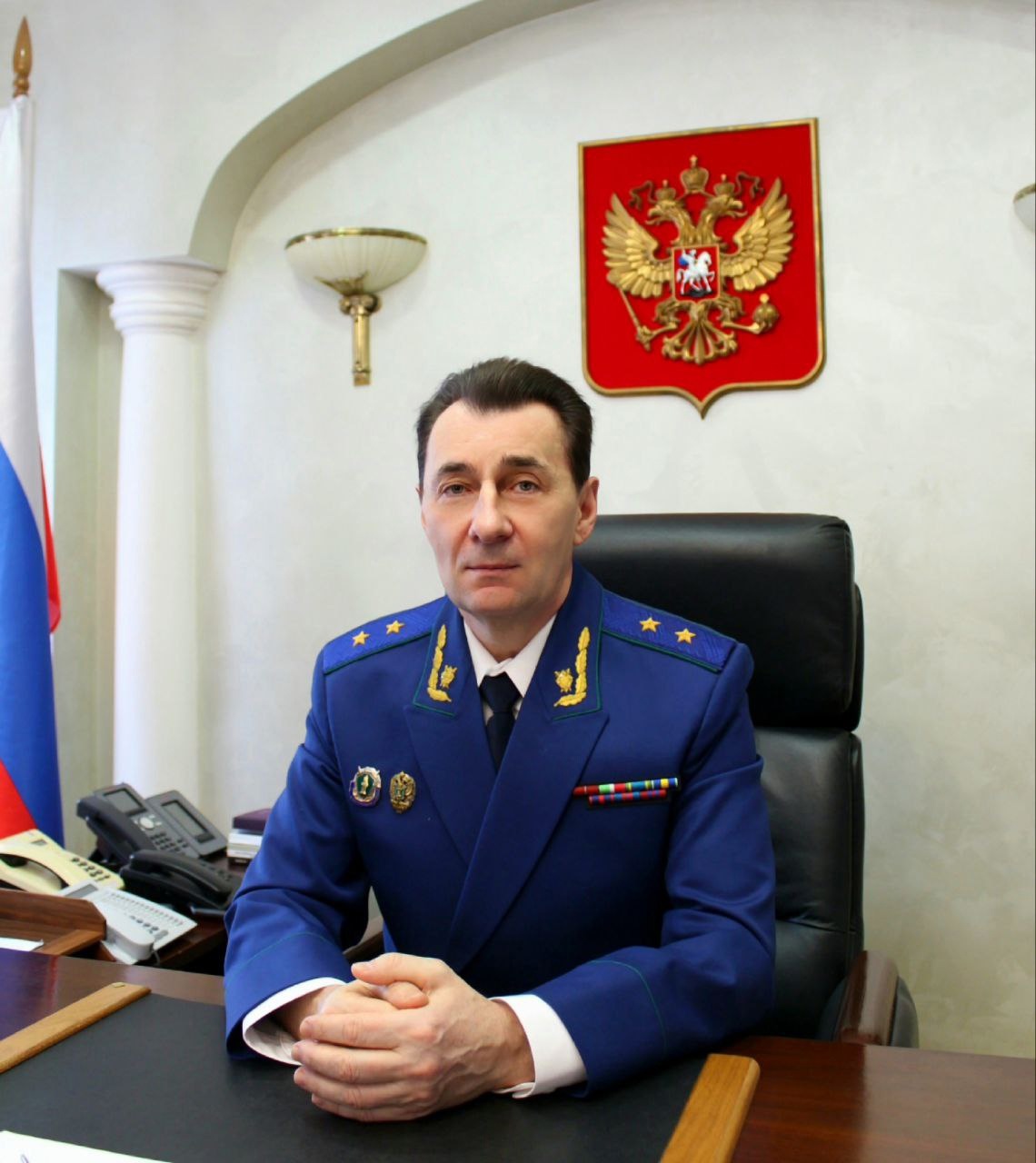 Личный прием граждан по вопросам защиты прав и законных интересов несовершеннолетних.